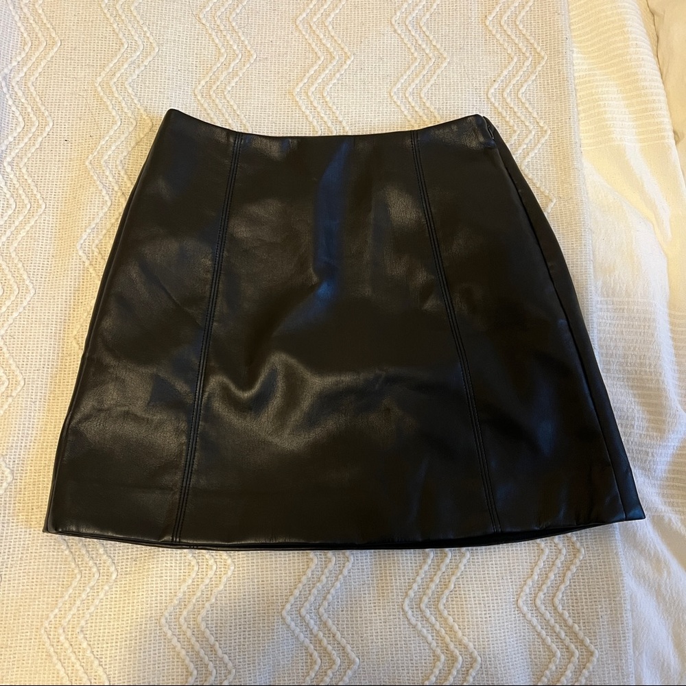 BABATON Vegan Leather Skirt